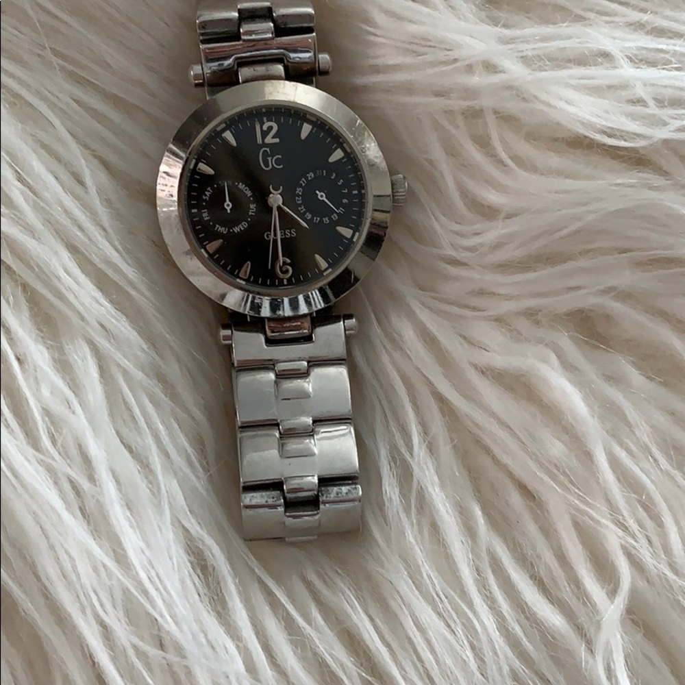 GUESS SILVER WATCH